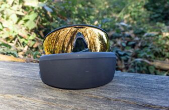 Oakley Meta Vanguard review: Sporty to a fault