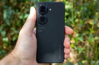 I’m sorry, but small smartphones aren’t making a comeback