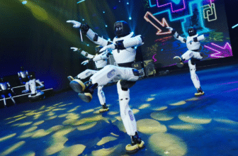 AGIBOT NIGHT Showcases Humanoid Robots In World’s First Robot-Led Live Gala