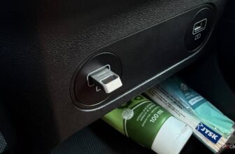 4 common car USB port problems and how to fix them