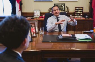 Canadian premier wants to ban social media and AI chatbots for kids in Manitoba