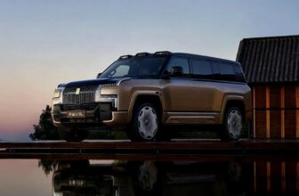 BYD Yangwang U8L Dingzang Edition: Ultra-Luxury SUV With Zero-Gravity Seats