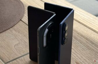 4 reasons foldable phones are still a bad idea