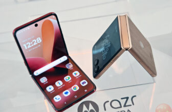 Motorola Razr Deals Take Up To $700 Off With Free Accessories For Mother’s Day