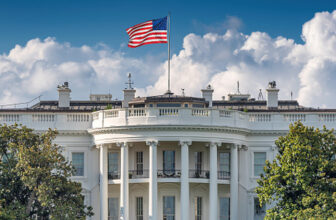 The White House Is Reportedly Forcing Its Official App Onto All Government Employee Phones